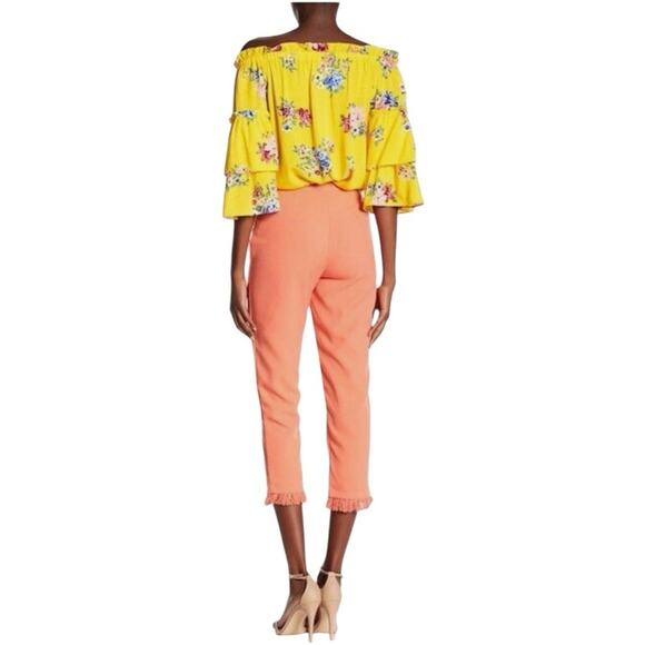 Rampage Coral Fringe Hem Cropped Pants NWT Size S Summer Capri - Picture 2 of 6